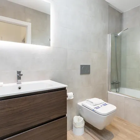 Apartamento Travel Hábitat Ayuntamiento