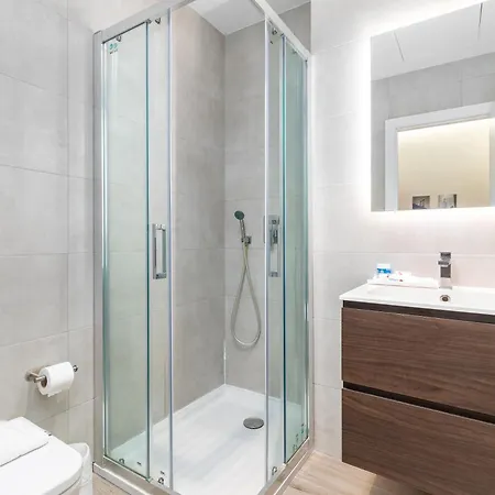 Travel Habitat Ayuntamiento Apartment Valencia