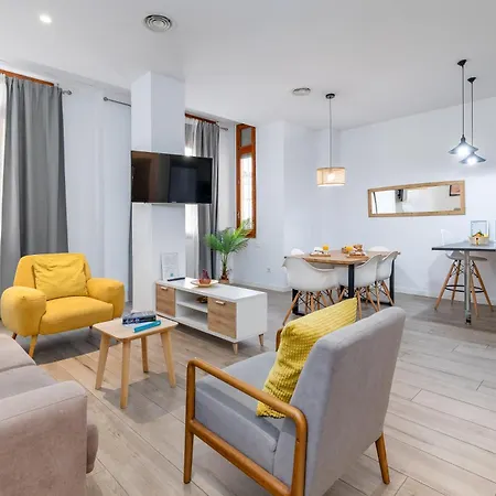 Travel Habitat Ayuntamiento Apartment Valencia