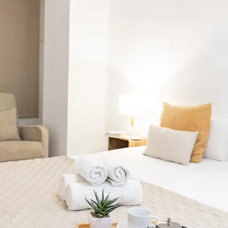 Apartment Travel Habitat Ayuntamiento *