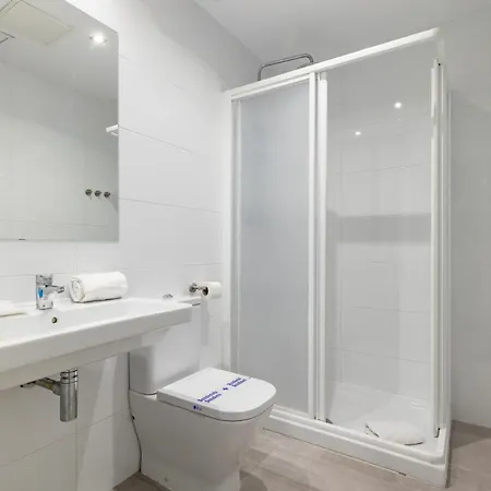 Apartment Travel Habitat Ayuntamiento *