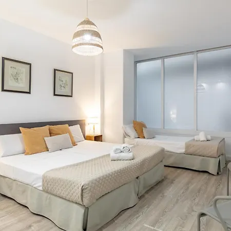 Travel Habitat Ayuntamiento Apartment Valencia