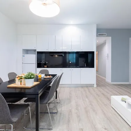 Apartamento Travel Hábitat Ayuntamiento