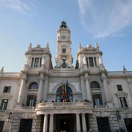 Travel Hábitat Ayuntamiento *